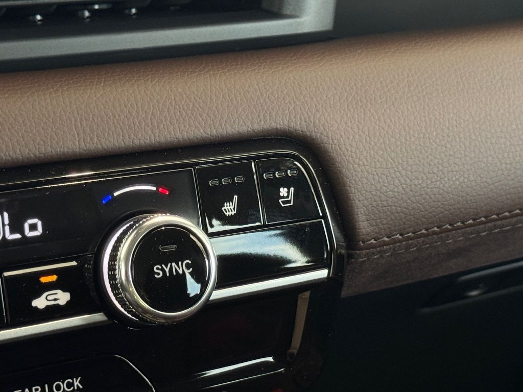 2026 Honda Pilot Elite  at Community Honda