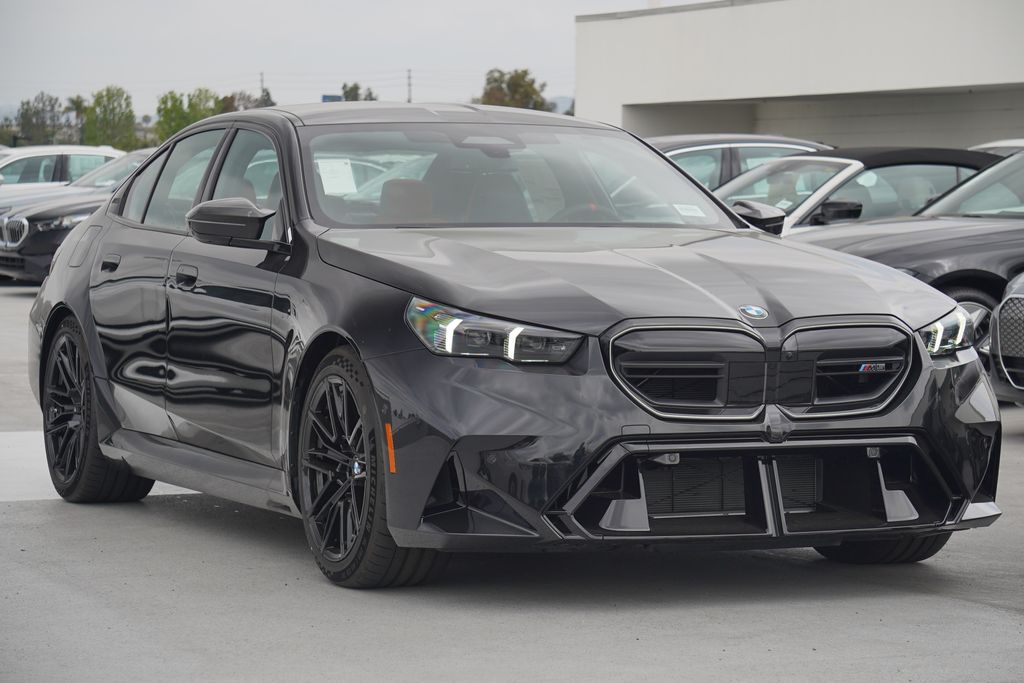 2025 BMW M5 Base 3