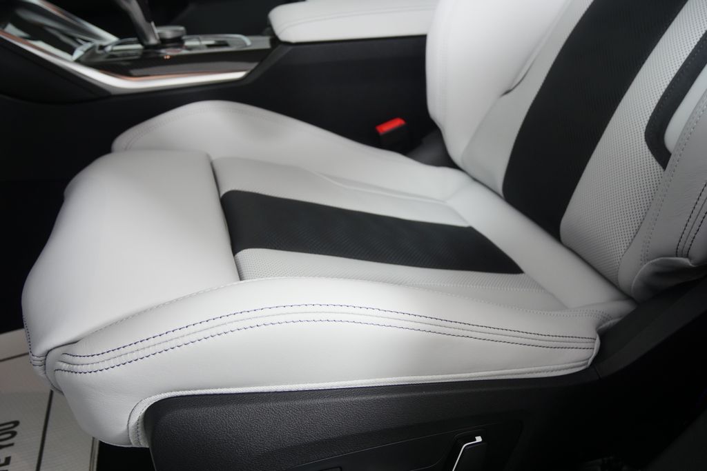 Thumbnail: 2026 BMW M3 - 13