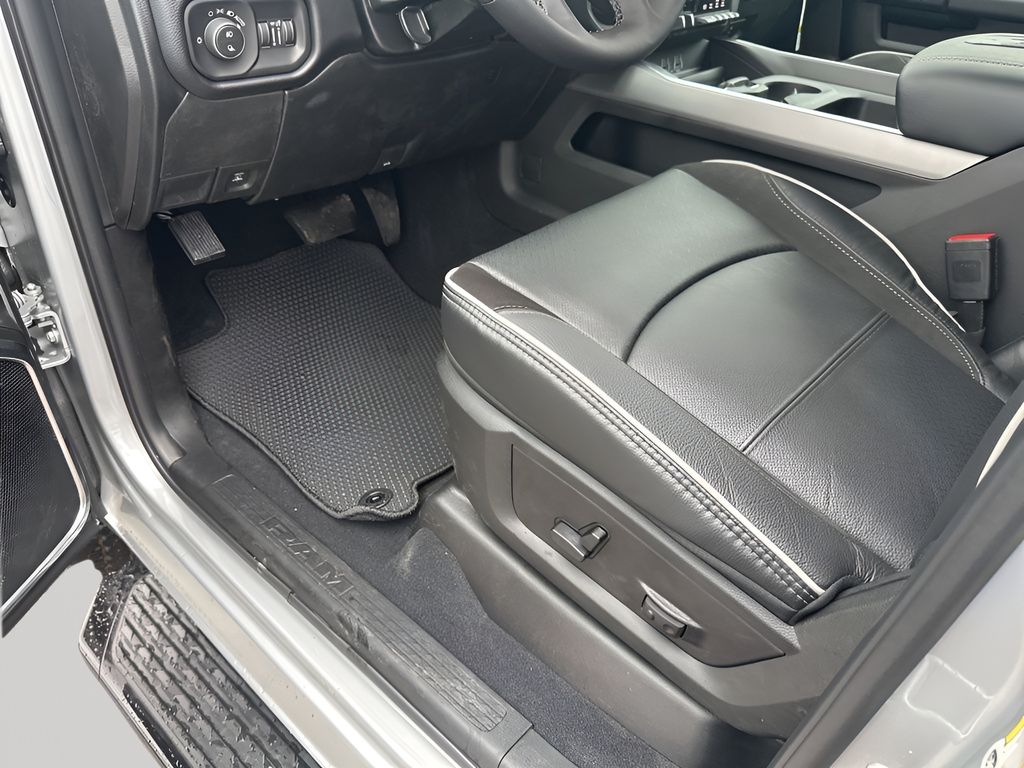 New 2026 Silver Ram Laramie image 28