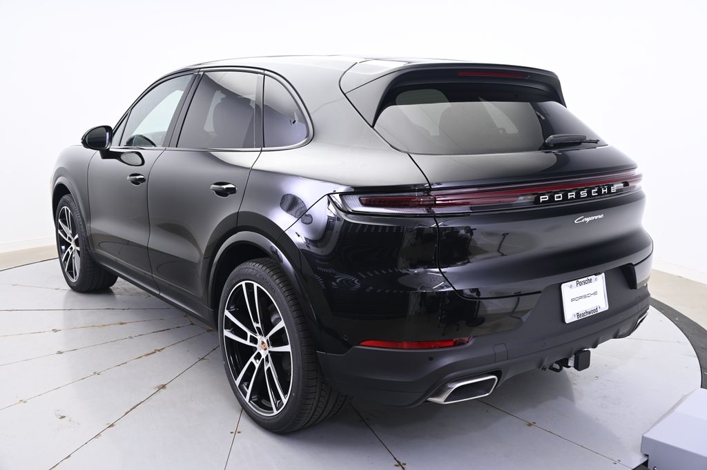 Thumbnail: 2025 Porsche Cayenne - 3