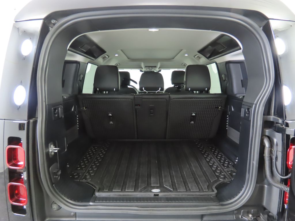 Thumbnail: 2024 Land Rover Defender - 29