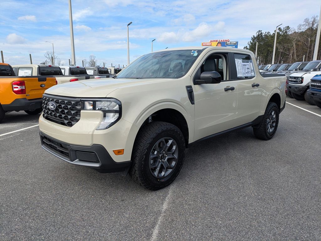 2025 Ford Maverick XLT