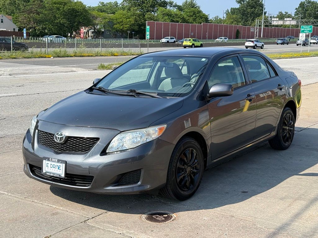 Gray 2009 Toyota Corolla Sedan  4-Speed Automatic