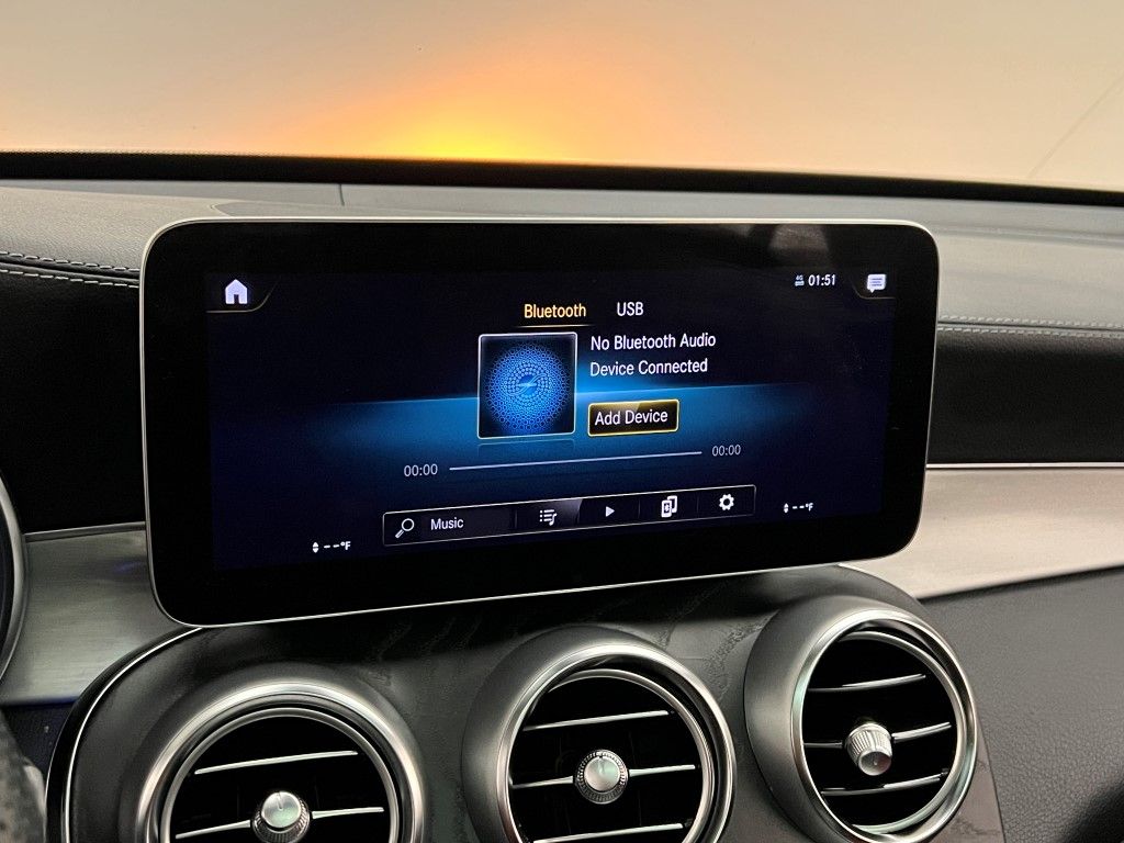 Thumbnail: 2022 Mercedes-Benz GLC - 28