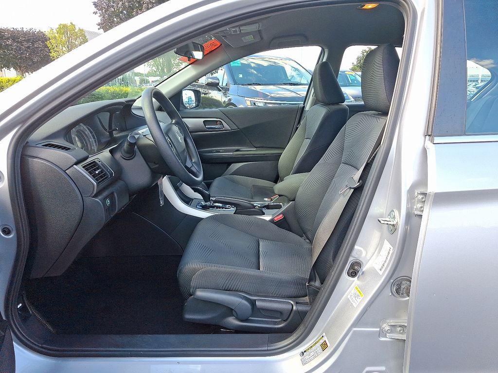 Thumbnail: 2015 Honda Accord - 13