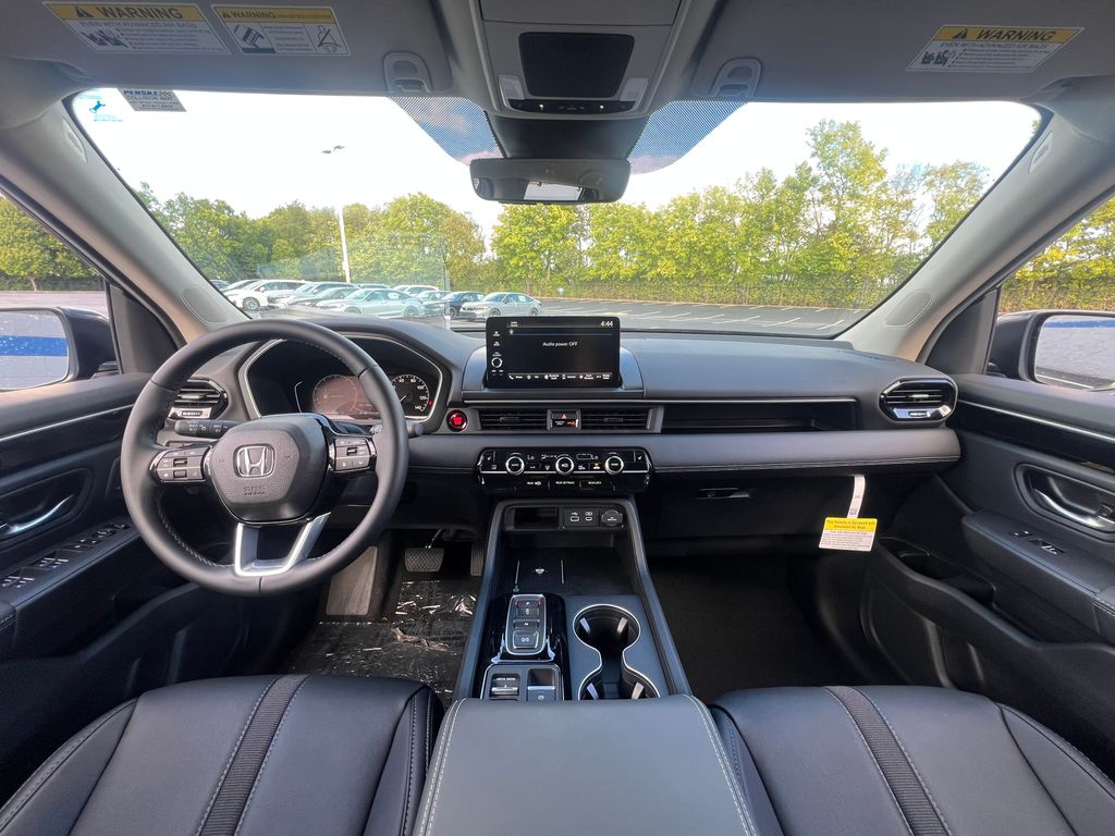 Thumbnail: 2025 Honda Pilot - 11