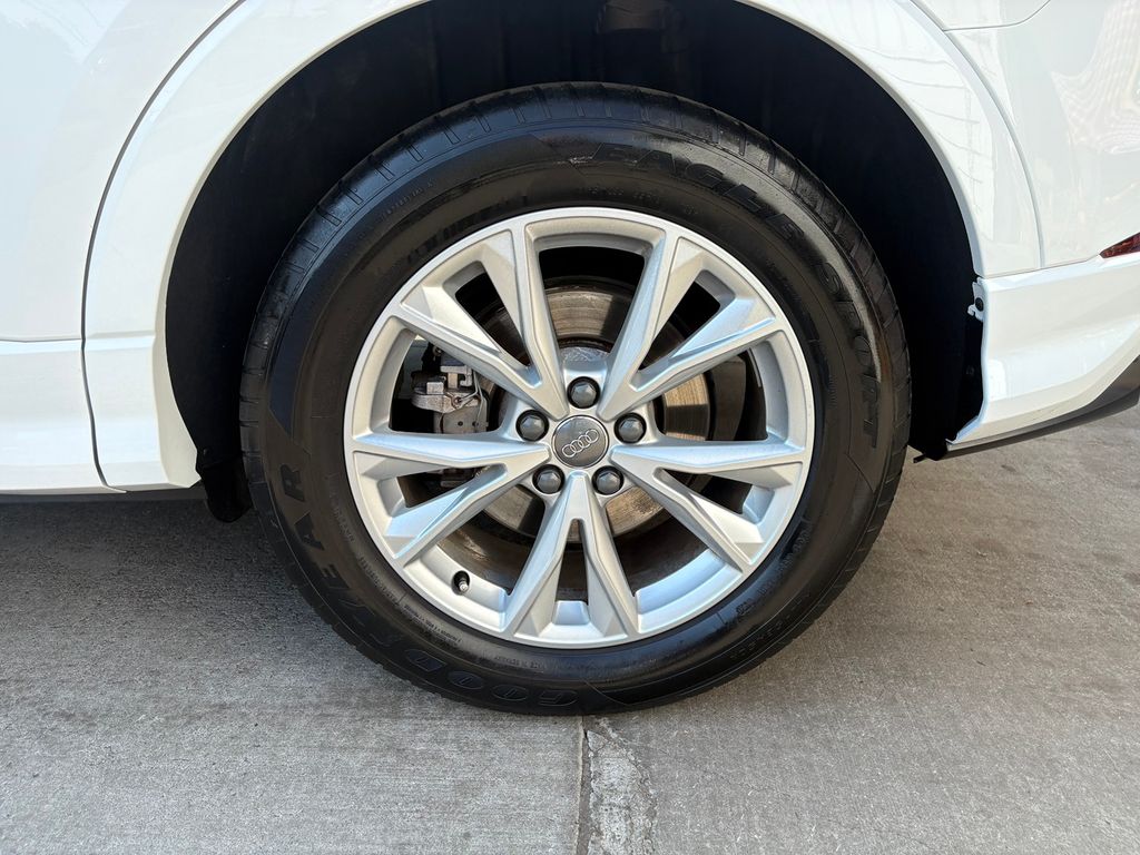 2021 Audi Q3 Premium