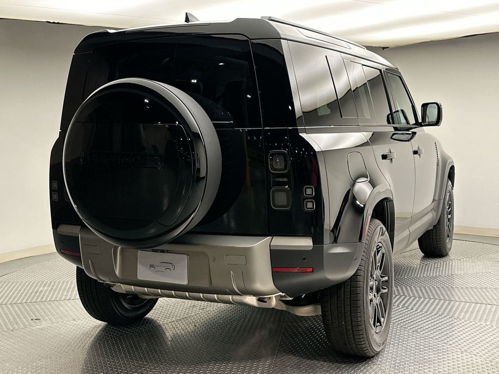 Thumbnail: 2026 Land Rover Defender - 3