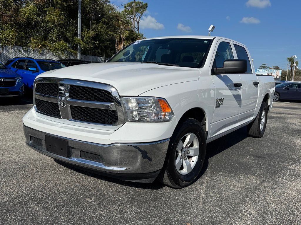 2022 Ram 1500 Classic SLT 4