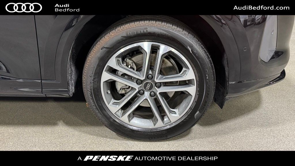 Thumbnail: 2025 Audi Q5 - 9