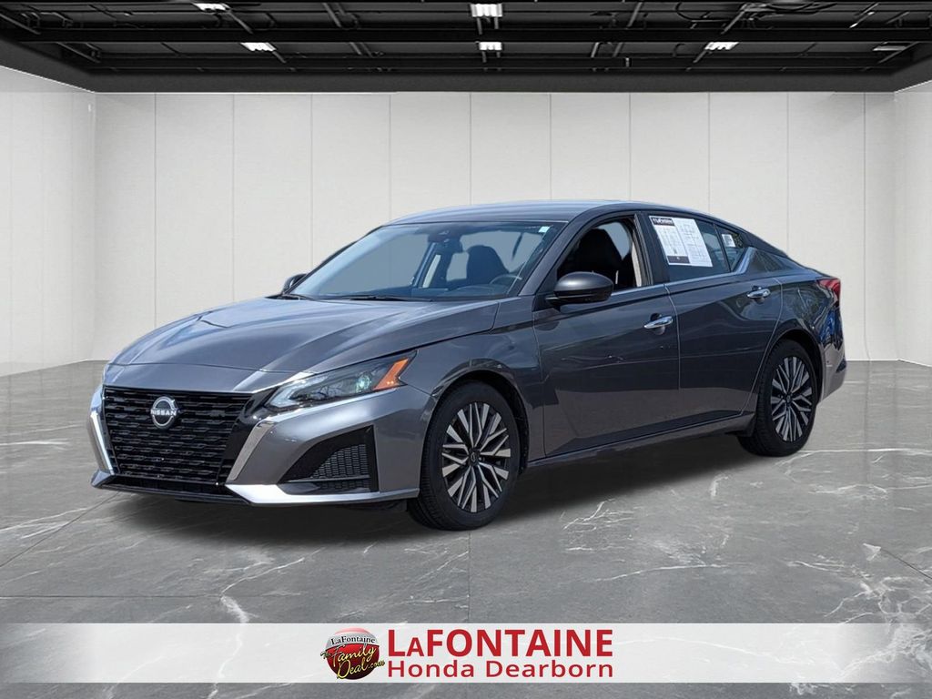 2024 Nissan Altima 2.5 SV