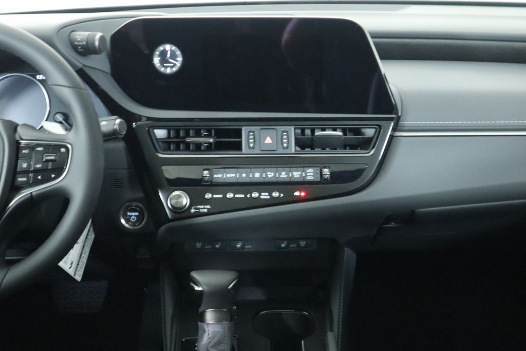 2025 Lexus ES Hybrid 300h 15