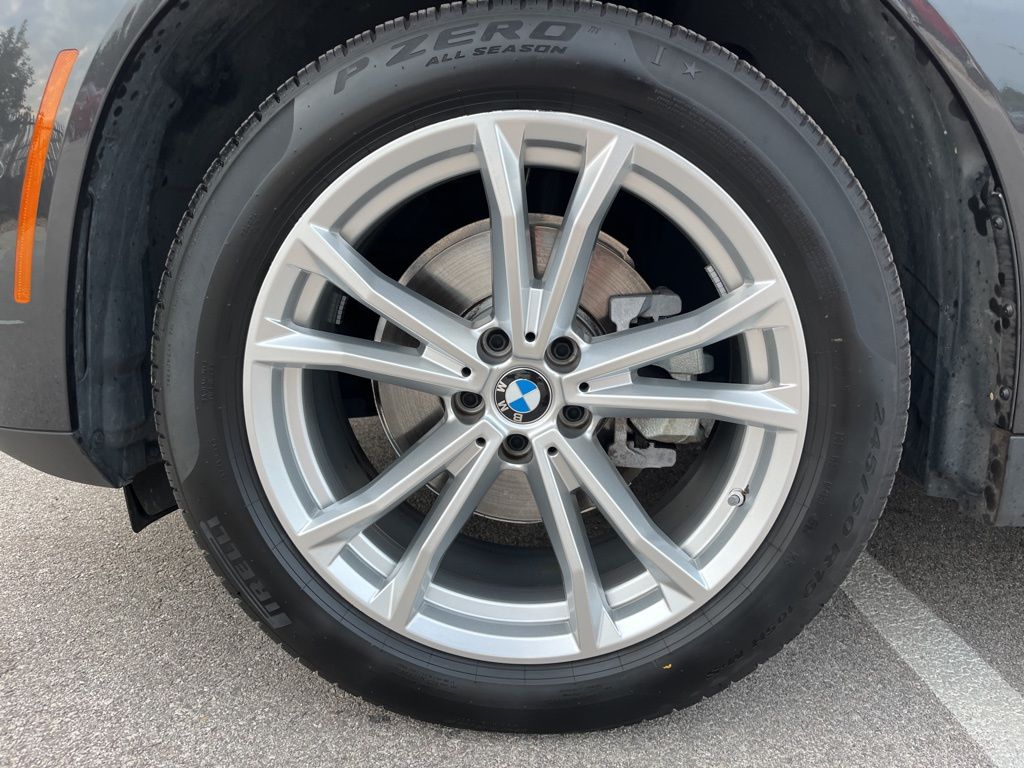 Thumbnail: 2025 BMW X3 - 13