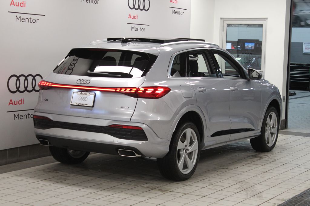 Thumbnail: 2026 Audi Q5 - 6