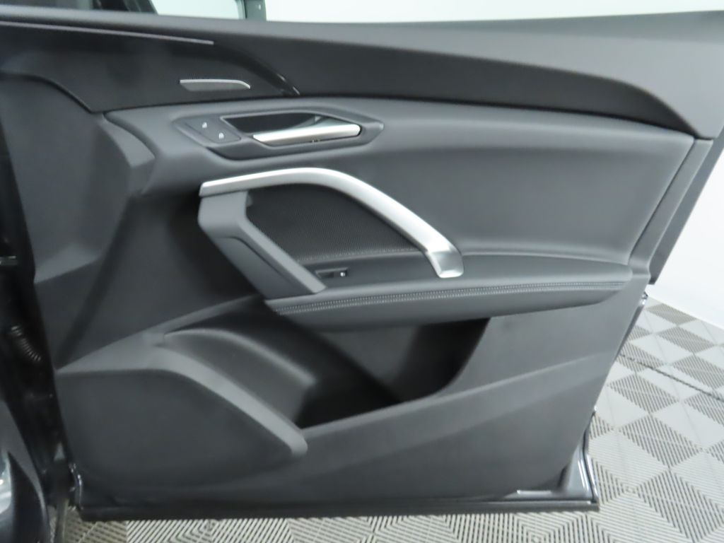 2025 Audi Q5  27
