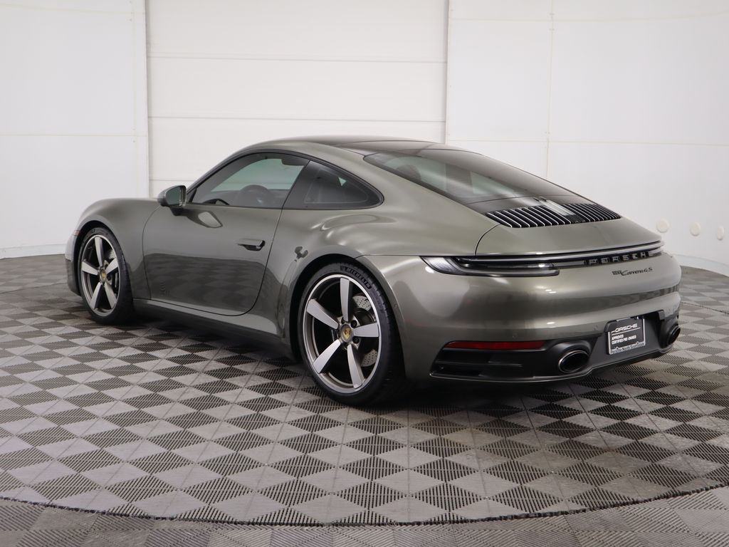 2022 Porsche 911 Carrera 4S 3