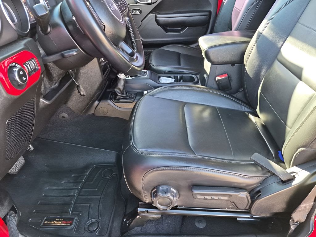 Used Car 2021 Jeep Gladiator  Willys For Sale Under $30,000 In Austin, Texas