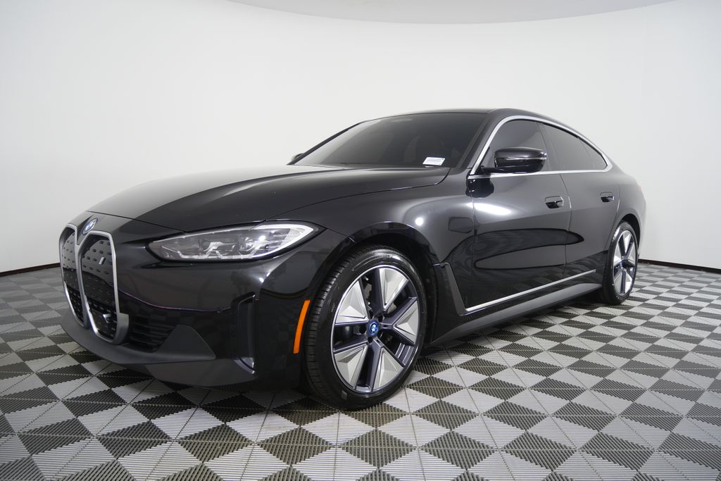 Thumbnail: 2023 BMW i4 - 7