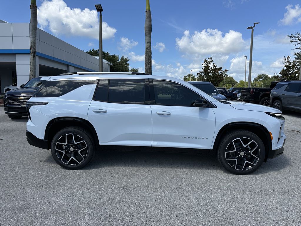new 2026 Chevrolet Traverse car, priced at $53,495