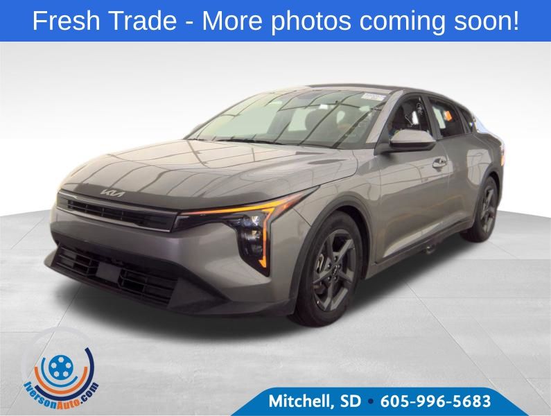 2025 Kia K4 LXS FWD
