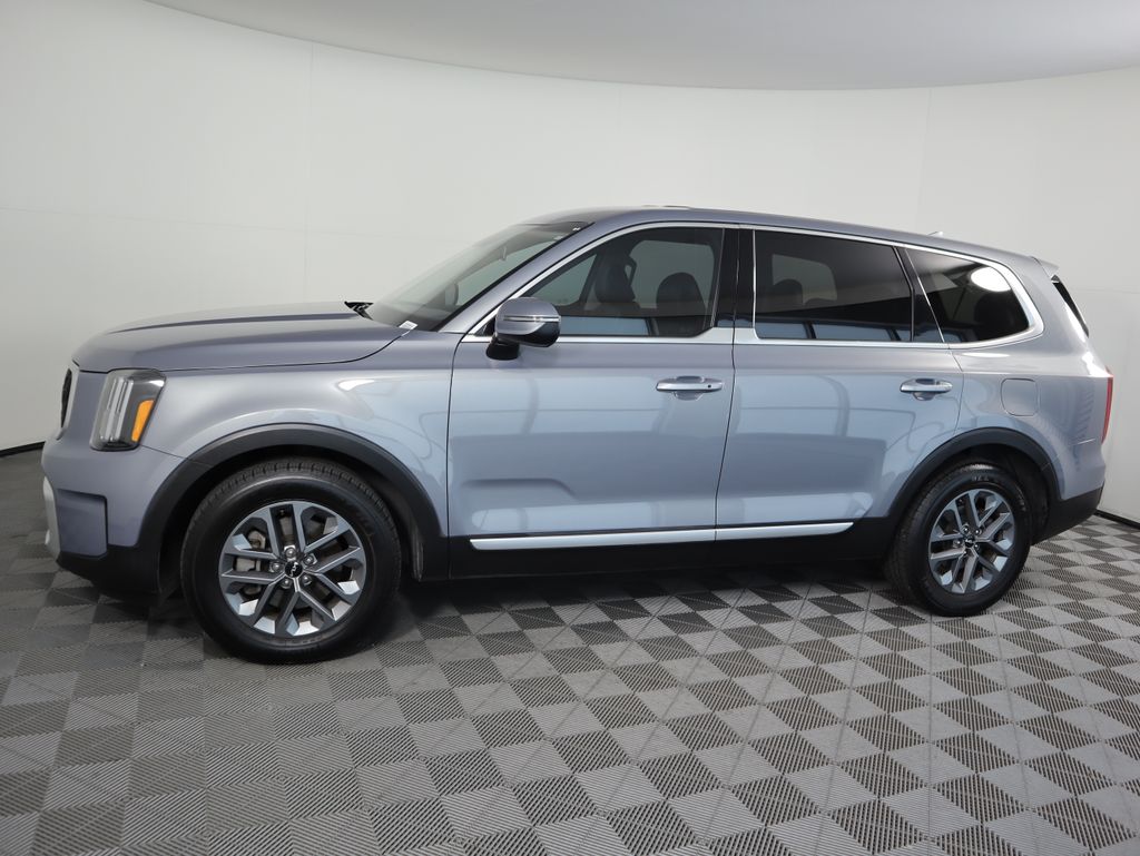 Thumbnail: 2024 Kia Telluride - 8
