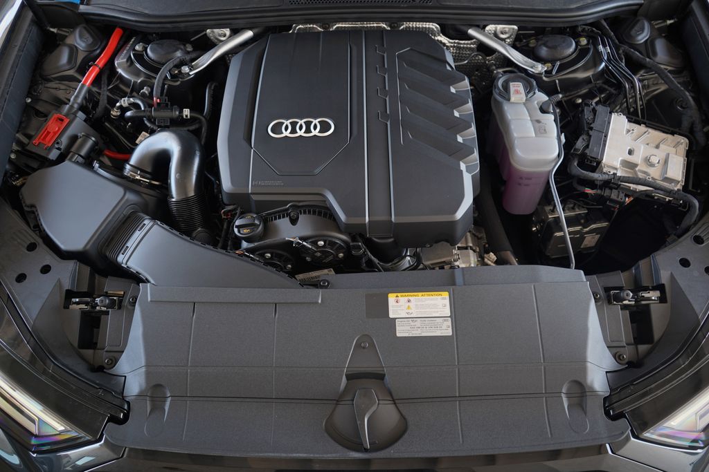 Thumbnail: 2025 Audi A6 - 12