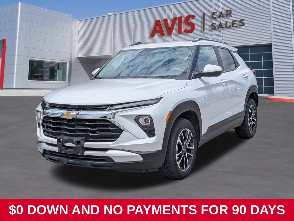 Summit White 2025 Chevrolet Trailblazer SUV / Crossover Four-Wheel Drive 9-Speed Automatic