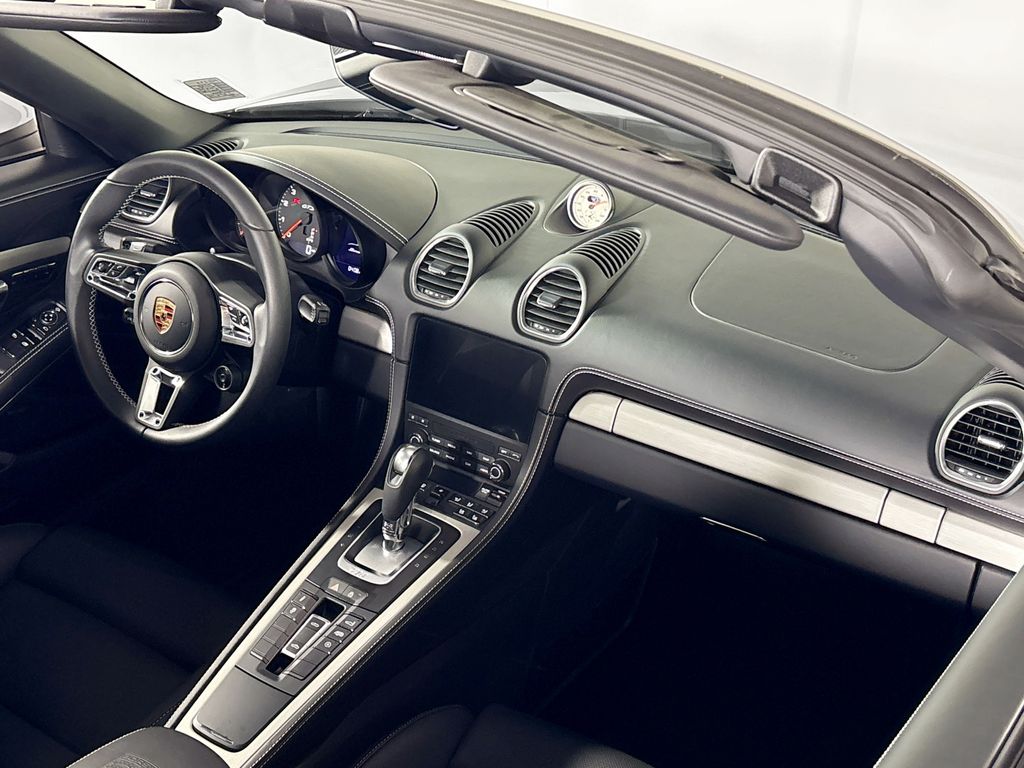 2025 Porsche 718 Boxster GTS
