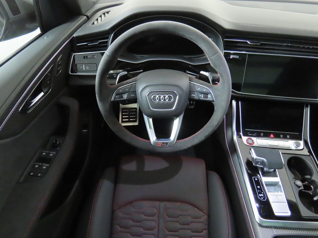 2025 Audi RS Q8 4.0T 11
