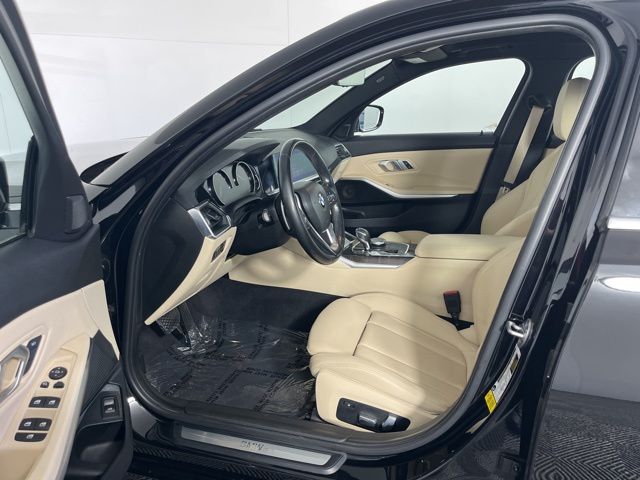 Thumbnail: 2019 BMW 3 Series - 10
