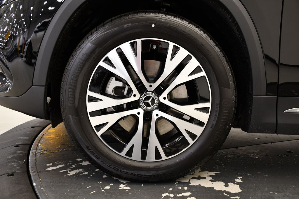 Thumbnail: 2025 Mercedes-Benz GLA - 13