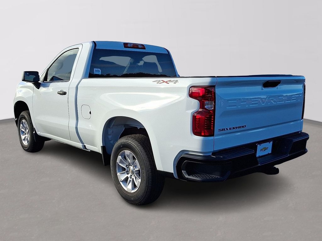 Thumbnail: 2026 Chevrolet Silverado 1500 - 3