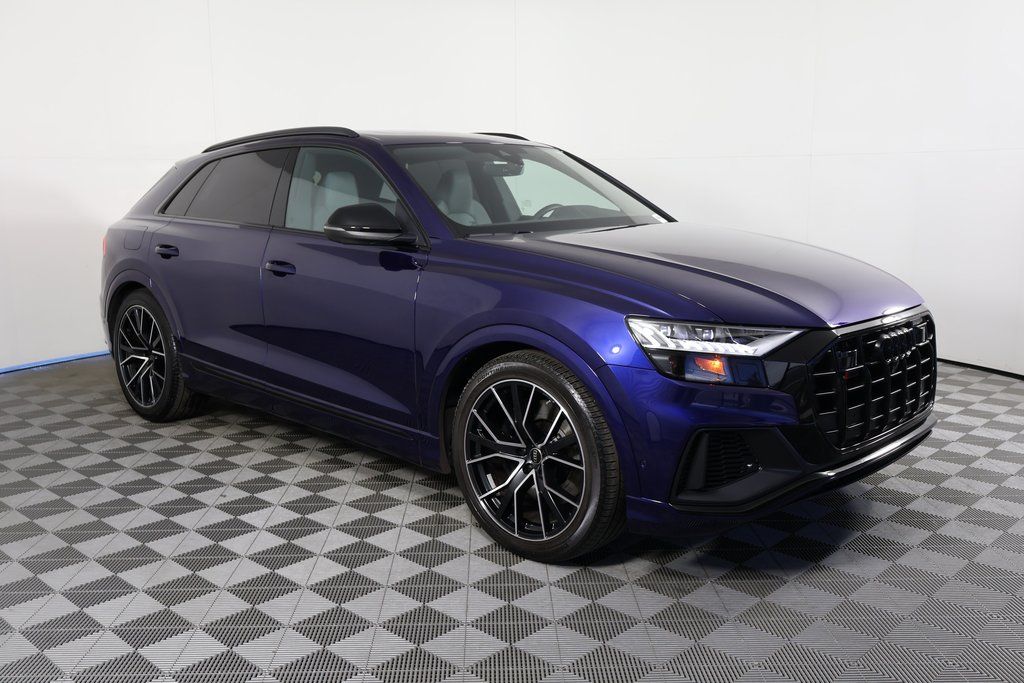 Thumbnail: 2023 Audi SQ8 - 3