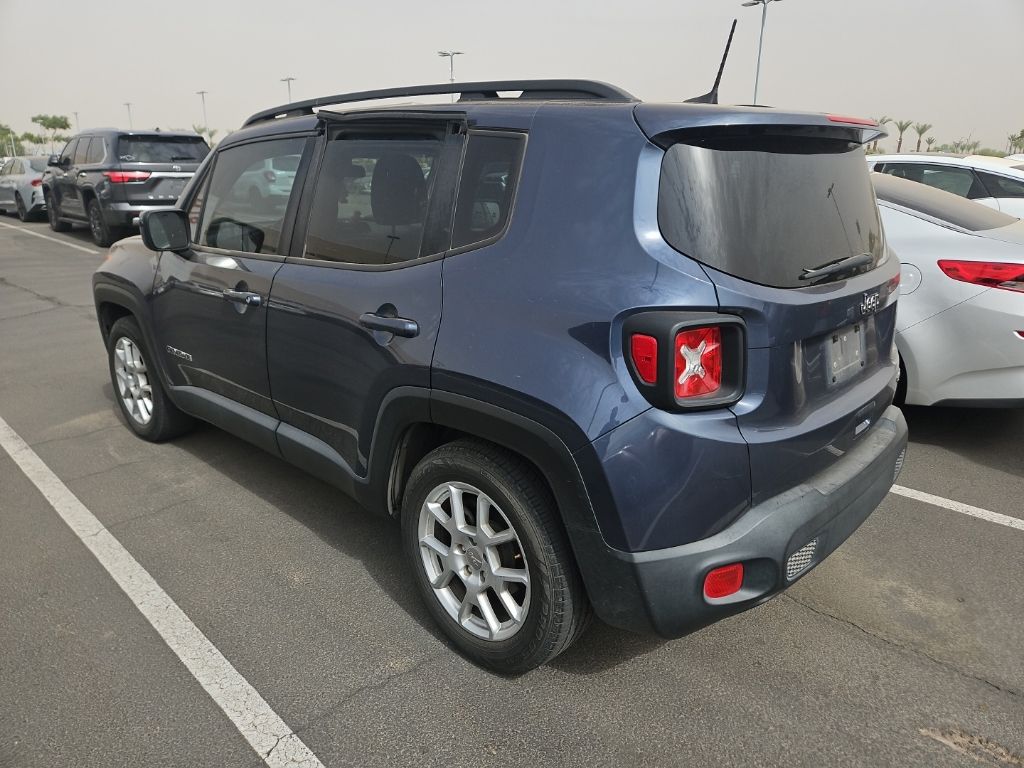 Used 2020 Blue Jeep Latitude image 2