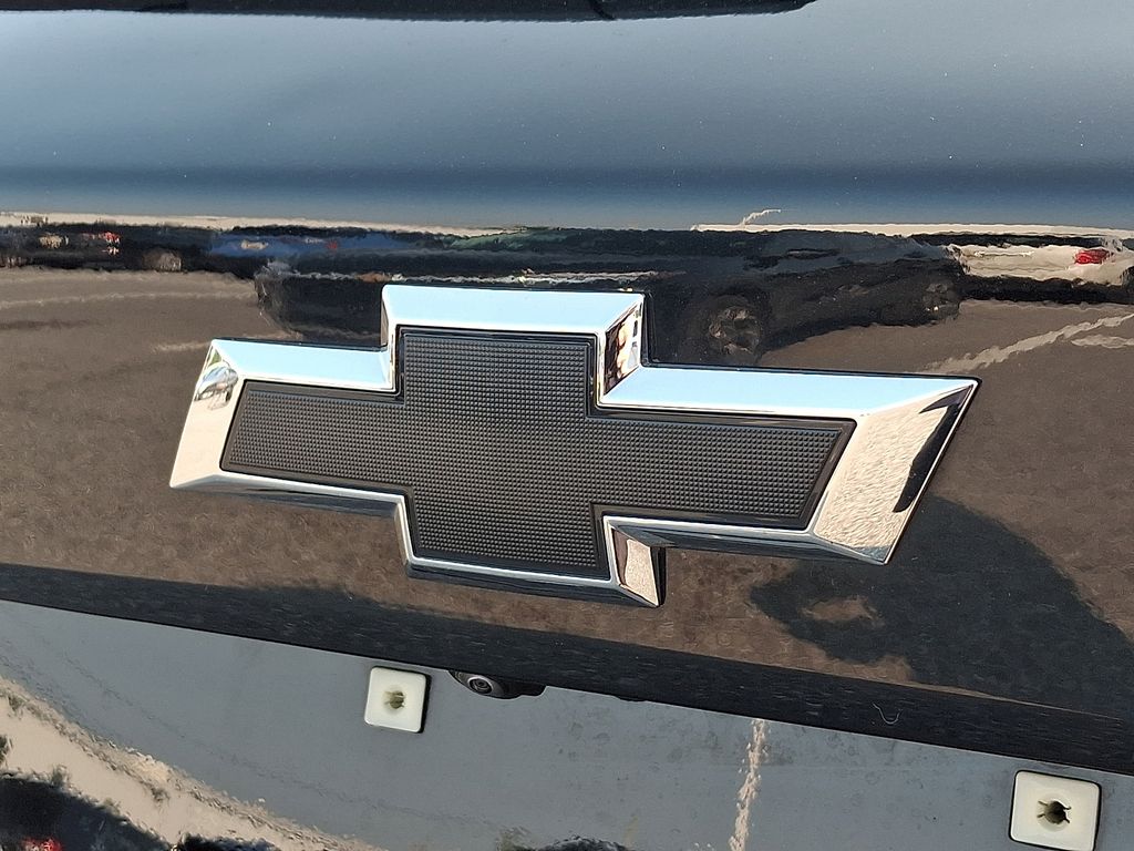 2025 Chevrolet Trax ACTIV Black at Bob Ruth Ford