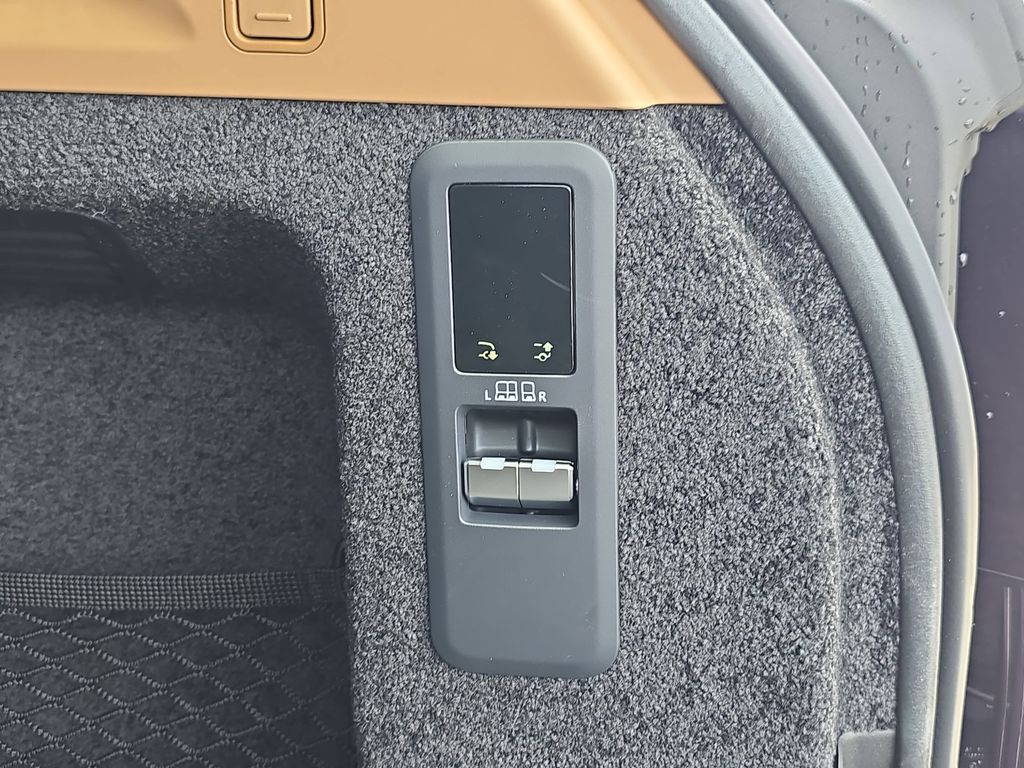 New 2026 White Land Rover SE image 14