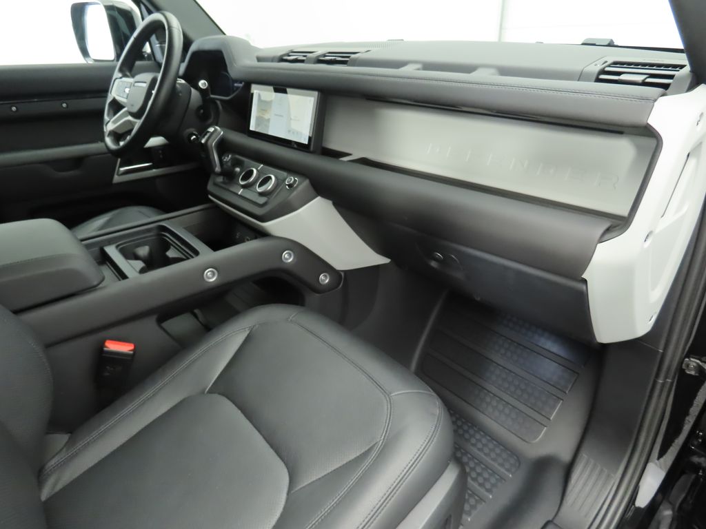 Thumbnail: 2024 Land Rover Defender - 18