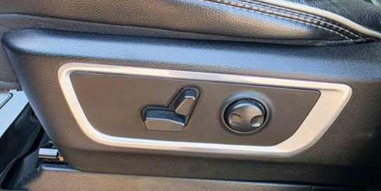 Used 2022 Blue Ram Laramie image 3