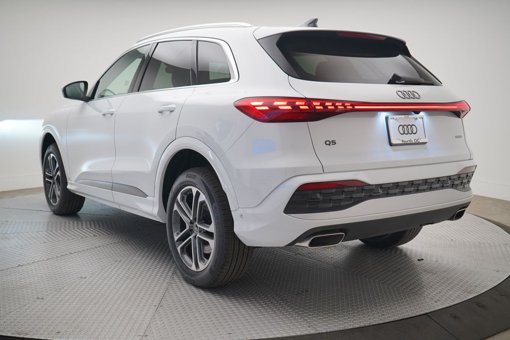 Thumbnail: 2025 Audi Q5 - 3