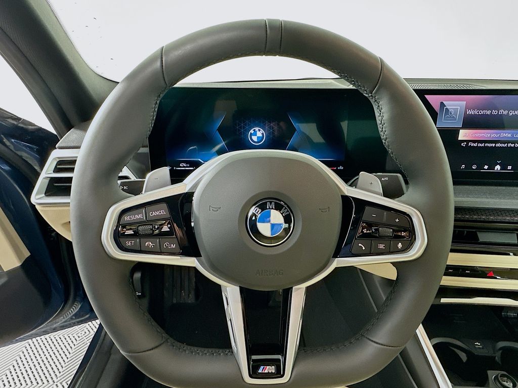 Thumbnail: 2026 BMW 3 Series - 10