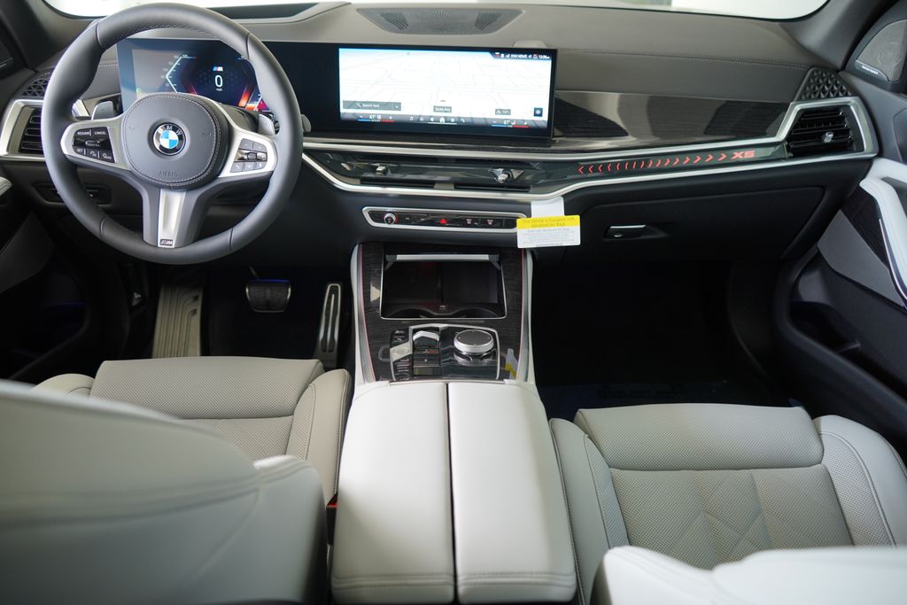 Thumbnail: 2026 BMW X5 - 13