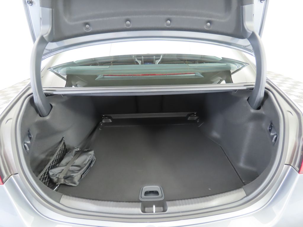 Thumbnail: 2025 Mercedes-Benz C-Class - 30