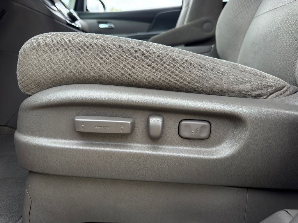 2016 Honda Odyssey SE - 9
