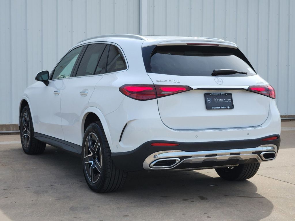 2024 Mercedes-Benz GLC GLC 300 3