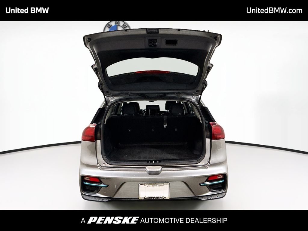 Thumbnail: 2022 Kia Niro - 12