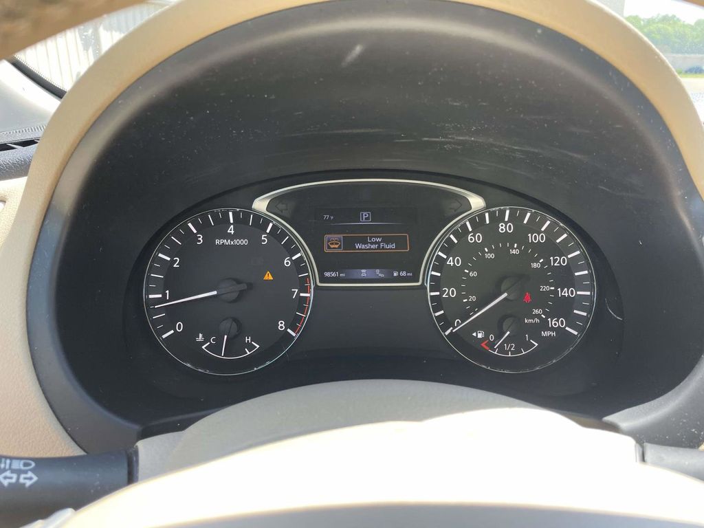 2016 Pearl White Nissan Altima 2.5 SL FWD Sedan