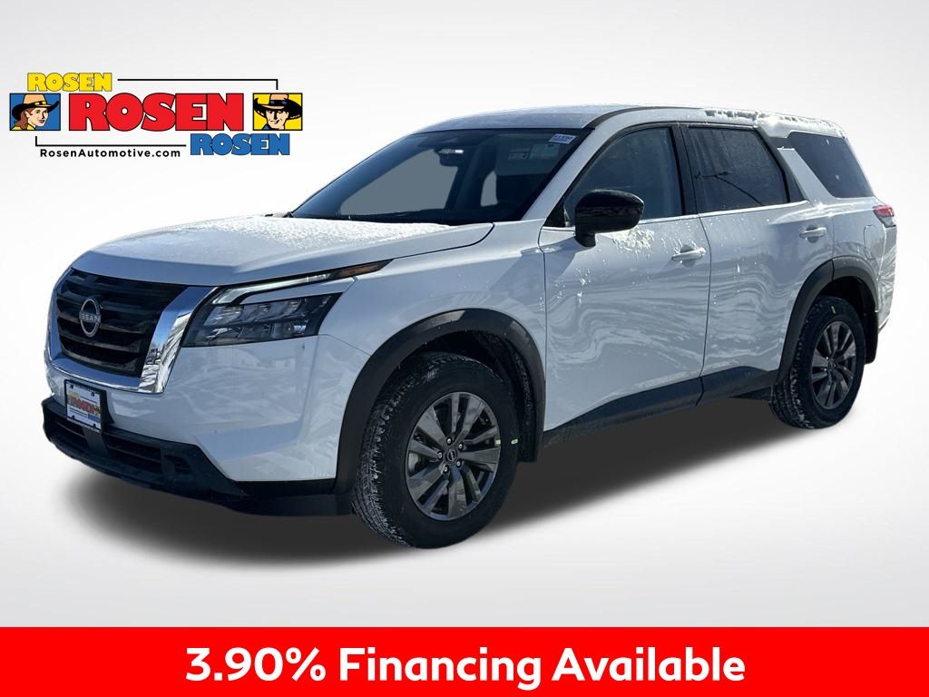 2025 Nissan Pathfinder S photo