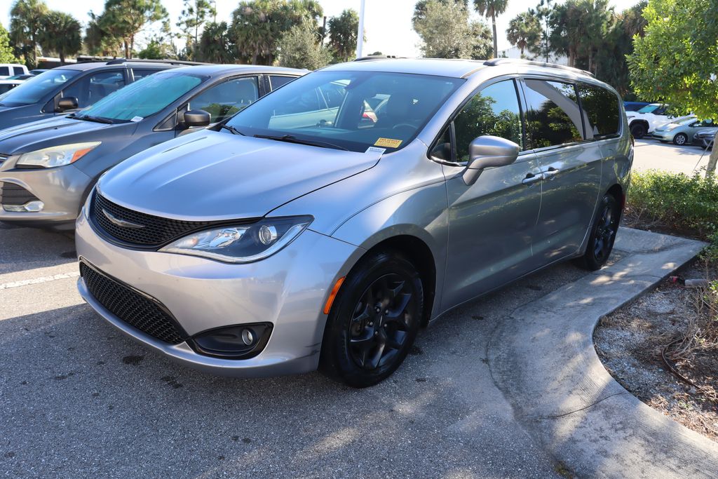 2019 Chrysler Pacifica Touring L -
                West Palm Beach, FL