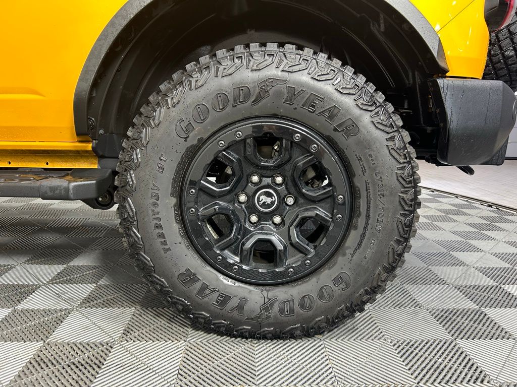 Thumbnail: 2022 Ford Bronco - 10